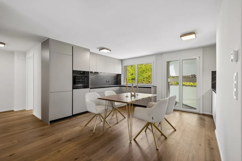 Residenza secondaria ristrutturata con vista da sogno non ostruita in vendita