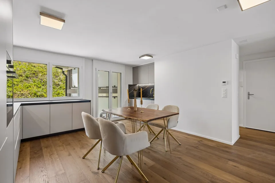 Residenza secondaria ristrutturata con vista da sogno non ostruita in vendita