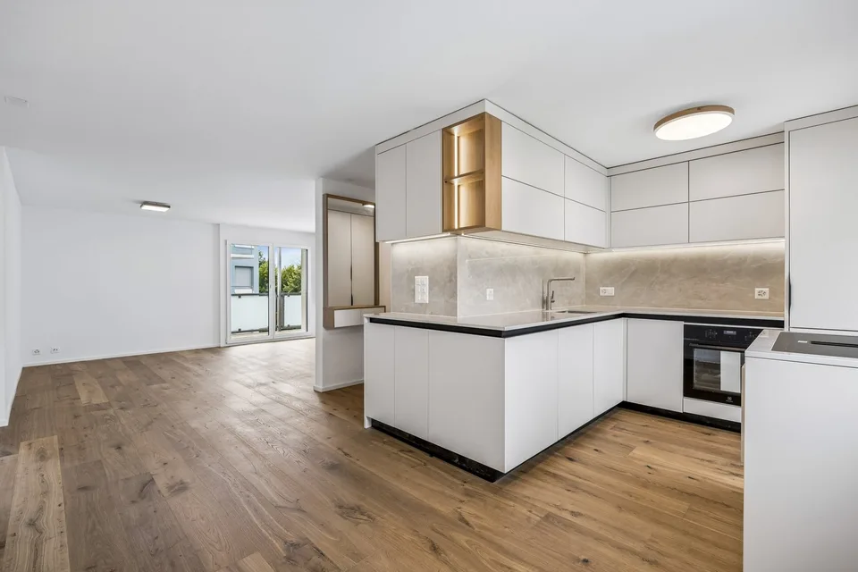 Exklusive 3.5-Zimmerwohnung als zweite Wohnsitz mit traumhafter Panoramasicht auf den Walensee