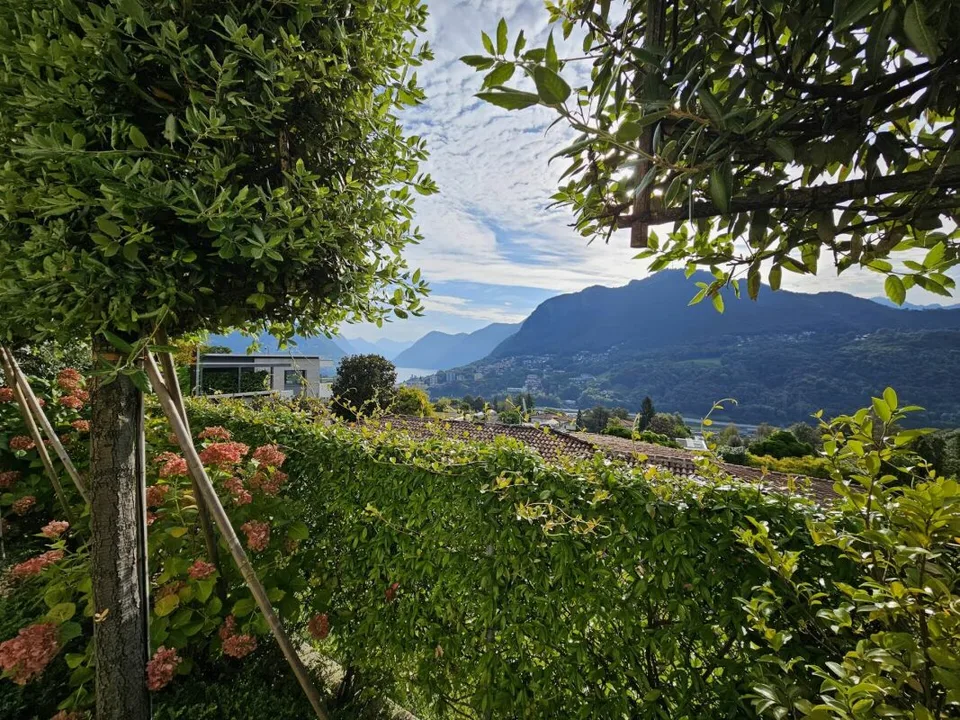 Raffiniertes Einzimmerapartment mit Terrasse und Garten – Foto 7 von 7