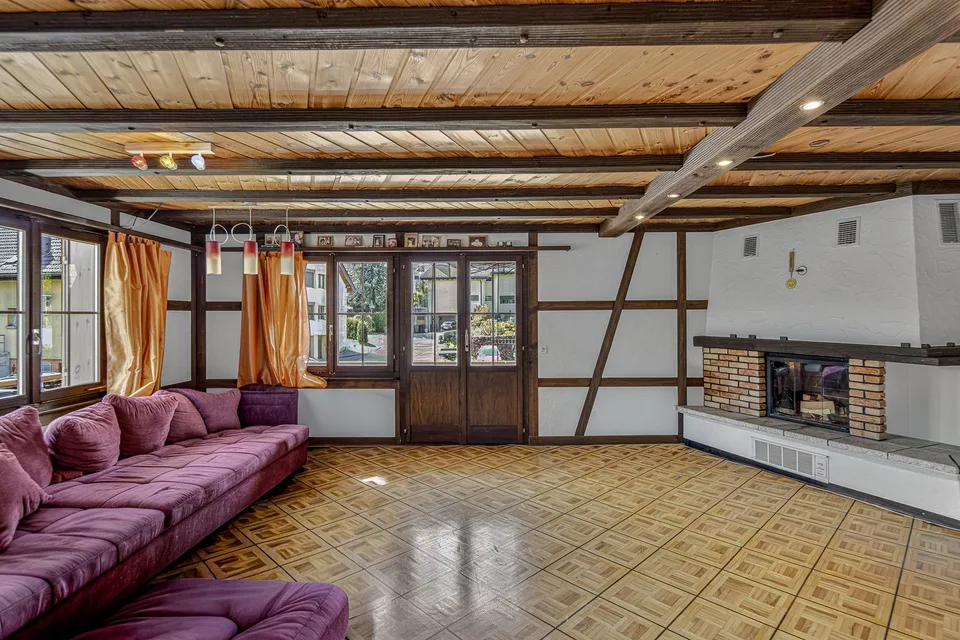 Charmante 5.5-Zimmer-Wohnung in ruhiger Lage in Meierskappel