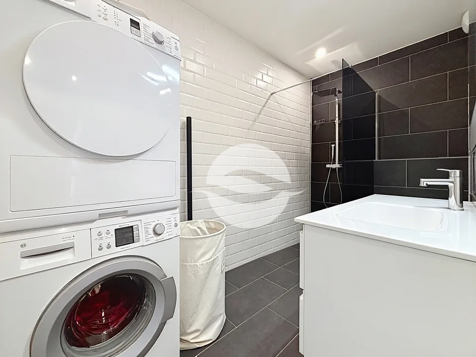 CALM AND BRIGHT 6 ROOMS RENOVATED WITH VIEW