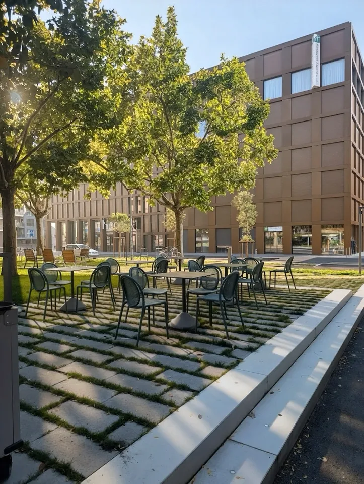 À louer ! Reprise de bail d'une belle surface commerciale, pour Café/Tea-Room à Sion ! – photo 8 sur 13