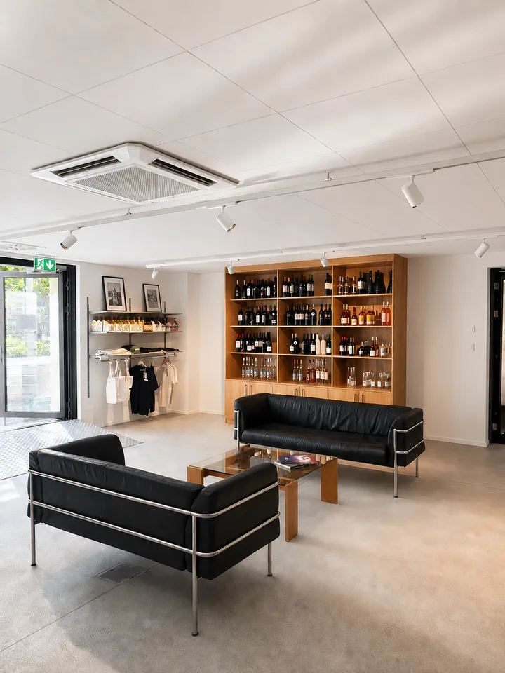 Zu vermieten! Übernahme eines Mietvertrags für eine schöne Gewerbefläche, für Café/Tea-Room in Sion!