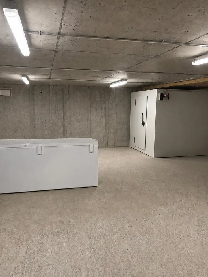 À louer ! Reprise de bail d'une belle surface commerciale, pour Café/Tea-Room à Sion ! – photo 9 sur 13