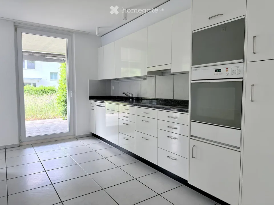 Stilvolle 3.5-Zimmer-Gartenwohnung an ruhiger Lage in Zollikerberg