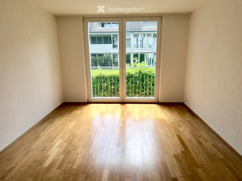 Stilvolle 3.5-Zimmer-Gartenwohnung an ruhiger Lage in Zollikerberg