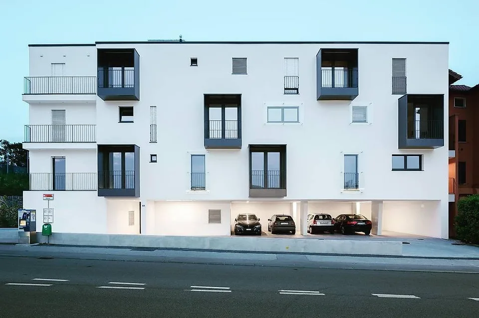 Moderno appartamento 3.5 locali con balcone a Balerna