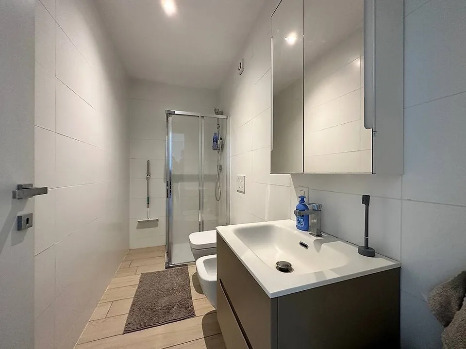 Appartement moderne 3.5 pièces avec balcon à Balerna