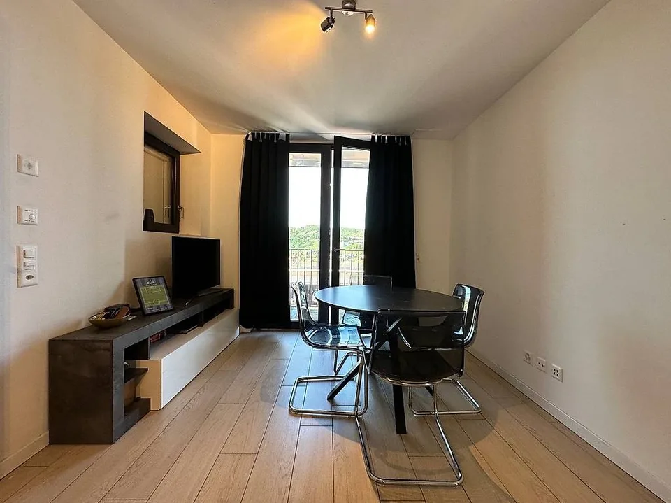 Appartement moderne 3.5 pièces avec balcon à Balerna