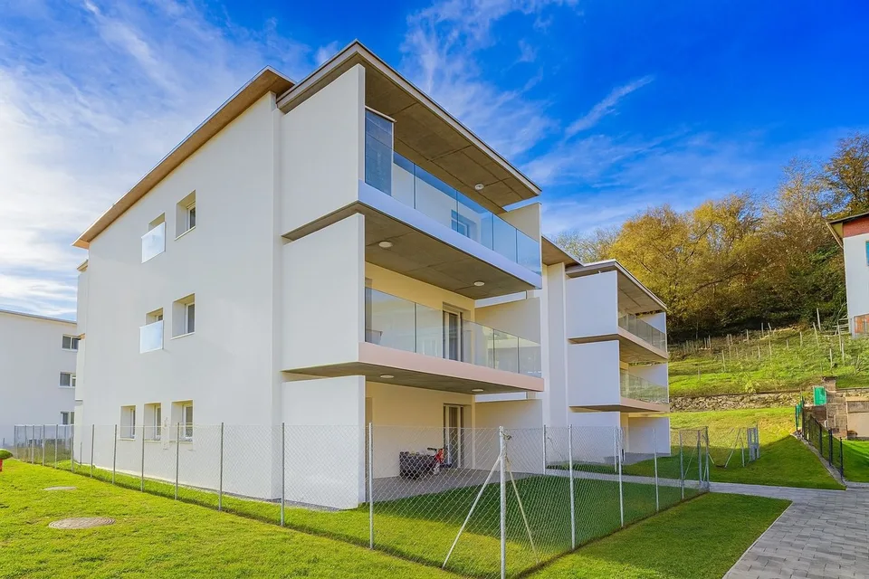 Caslano 2.5 loc. Moderno con Grande Terrazza | Pigione CHF 1'430 – foto 8 di 10