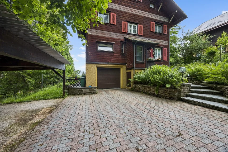 Charmantes Haus mit 2 Apartments in einer grünen Oase