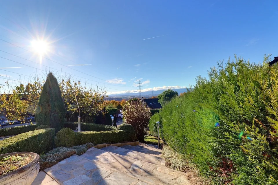 Villa individuelle avec piscine au coeur d'un écrin de verdure – photo 16 sur 17