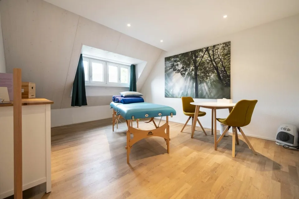 Mehrfamilienhaus mit Ausbau- und Baulandreserve – Foto 7 von 15