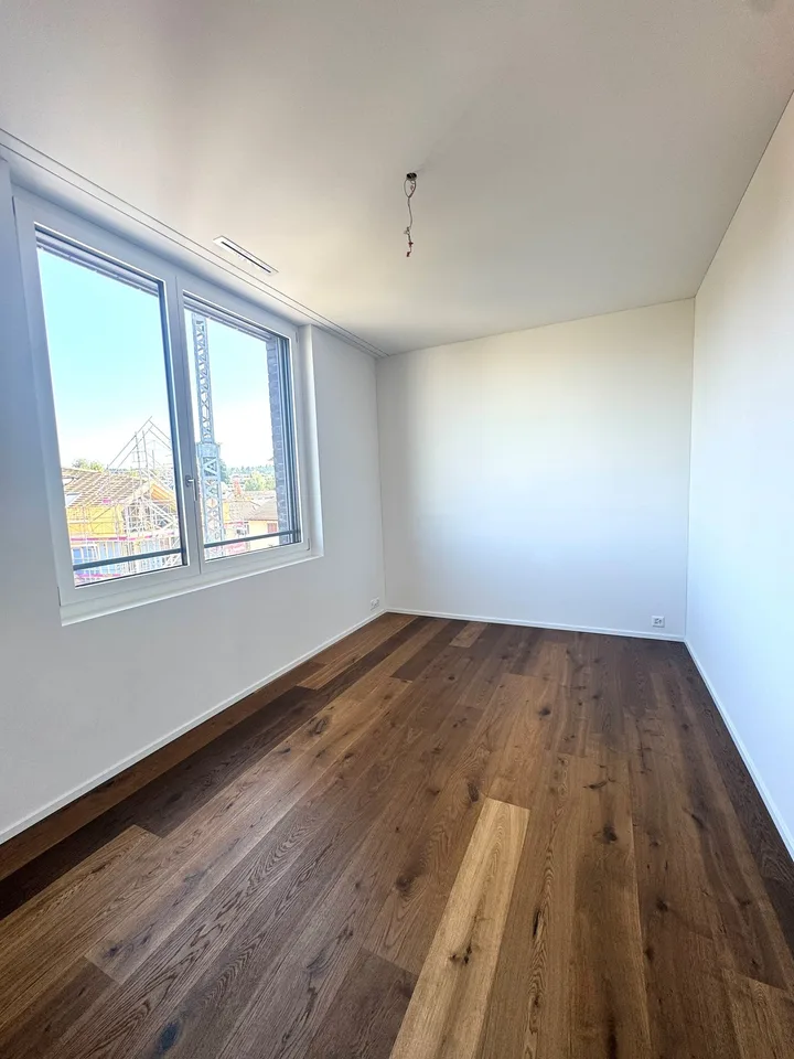 Appartement mansardé moderne de 3,5 pièces à Steinhausen – Construction neuve 2025