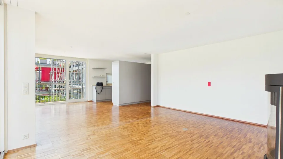 Einmalige 4.5-Zimmer-Mietwohnung mit unverbaubarer Aussicht in Zürich-Witikon