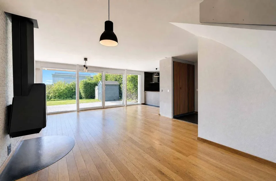 Duplex mit 4.5 Zimmern, Terrasse und Garten