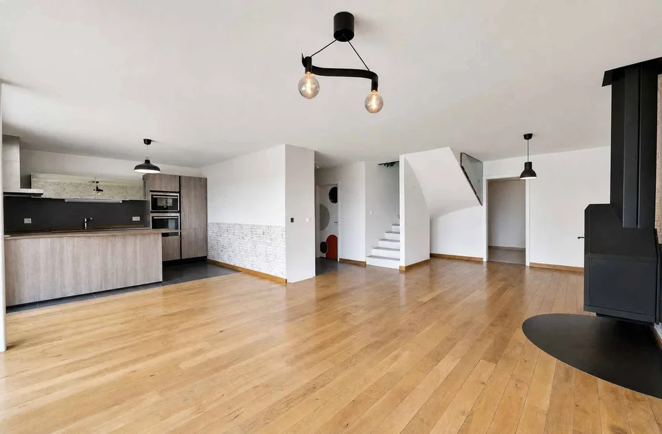 Duplex mit 4.5 Zimmern, Terrasse und Garten
