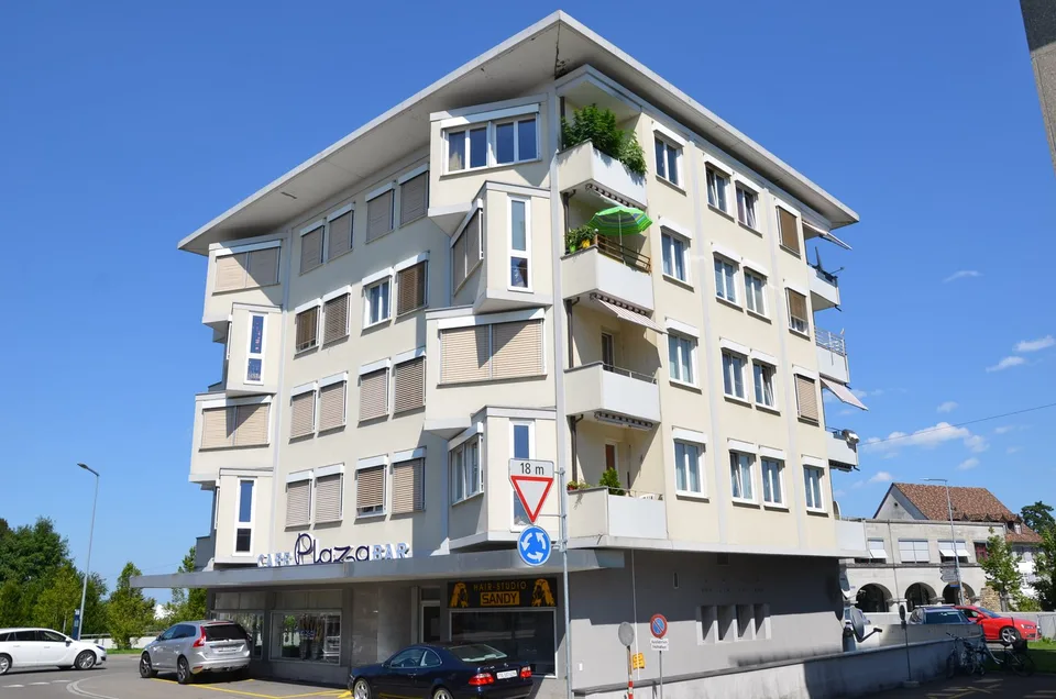 ERSTVERMIETUNG NACH SANIERUNG | 3.5-Zimmer-Wohnung an zentraler Lage