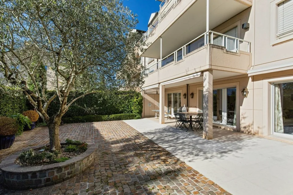 Bel appartement avec terrasse
