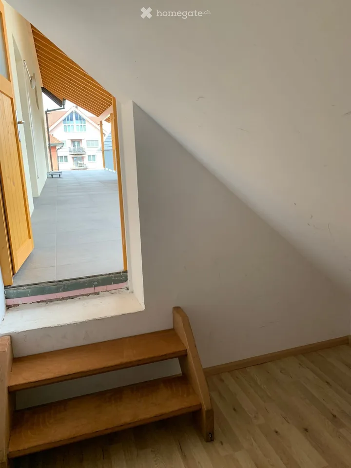 Appartamento 4.5 locali meraviglioso con grande terrazza ad Aesch BL