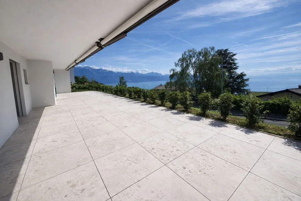 Vista splendida sul lago - con terrazza e giardino – foto 20 di 24
