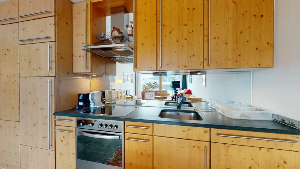 2.5 Zimmer-Wohnung mit Terrasse und Aussicht – Foto 7 von 10