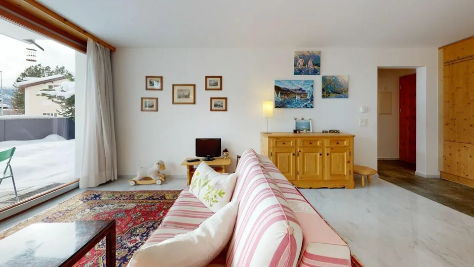 2.5 Zimmer-Wohnung mit Terrasse und Aussicht – Foto 10 von 10