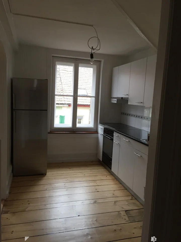 Lumineux appartement de 4 pièces - Helle 4-Zimmer-Wohnung