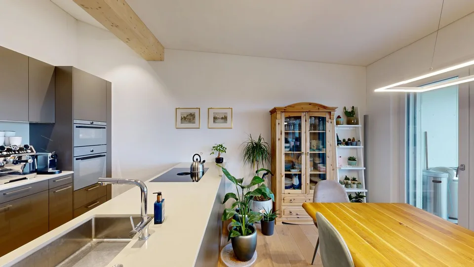 Exklusive 4.5-Zimmer-Dachwohnung mit See- und Bergsicht in Uetliburg – Foto 6 von 9