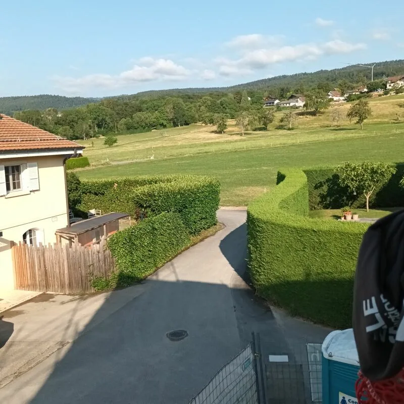 Chance nutzen - Letzte halb-individuelle Villa mit Blick auf die Alpen!
