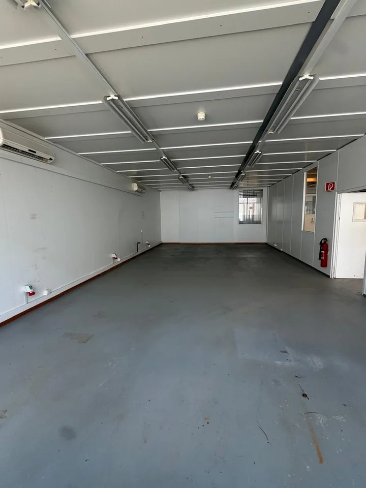 Flexible. Spacieux. Forte présence commerciale. Inscrivez-vous !