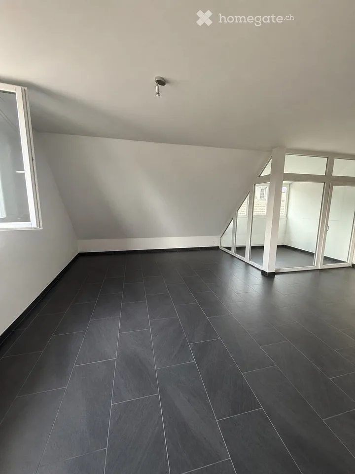 Moderne 4.5-Zimmer Maisonette Wohnung in Löhningen