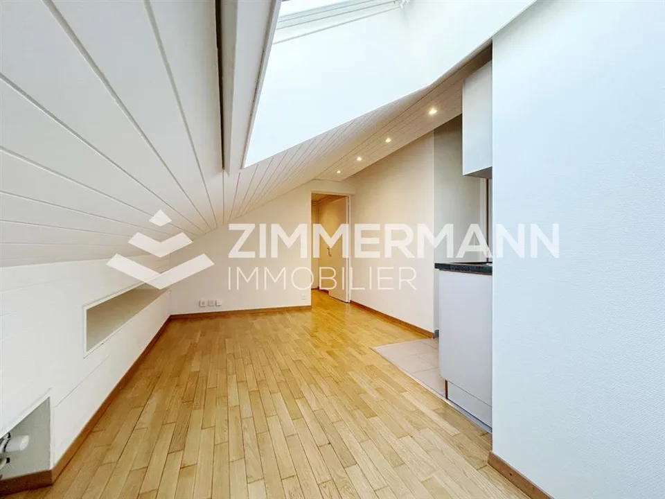 Studio,1,28