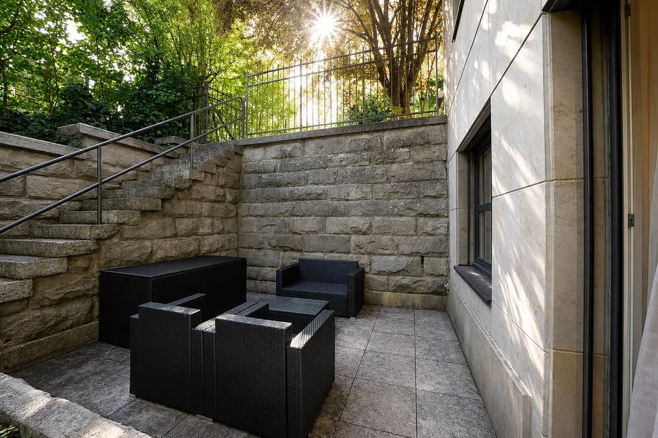 BE17 – Grosszügiges Studio mit Terrasse an der Bellariastrasse 36, Zürich – Foto 8 von 10