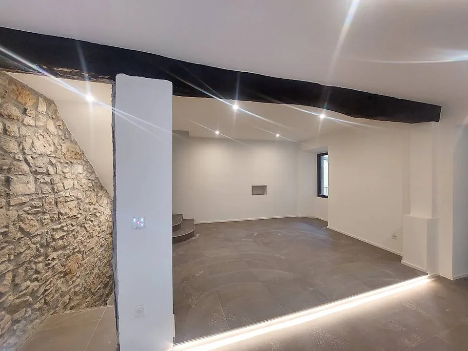 2575_Riva San Vitale, eigenständiges Haus im Zentrum