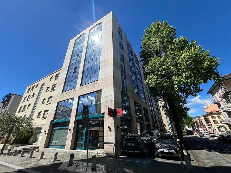 Rif. 2503 Lugano Zentrum große Büros zur Miete