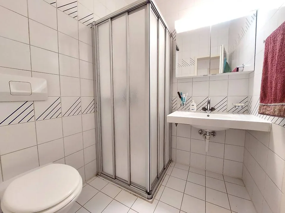 Massagno, 4.5-room apartment with private garden