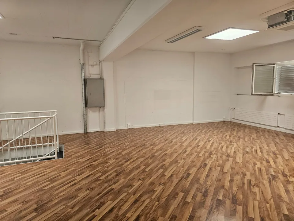 Gewerbefläche in Dällikon