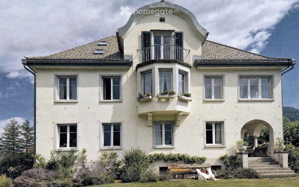 Charmante Jugendstil-Villa mit 11 Zimmern in Niederurnen