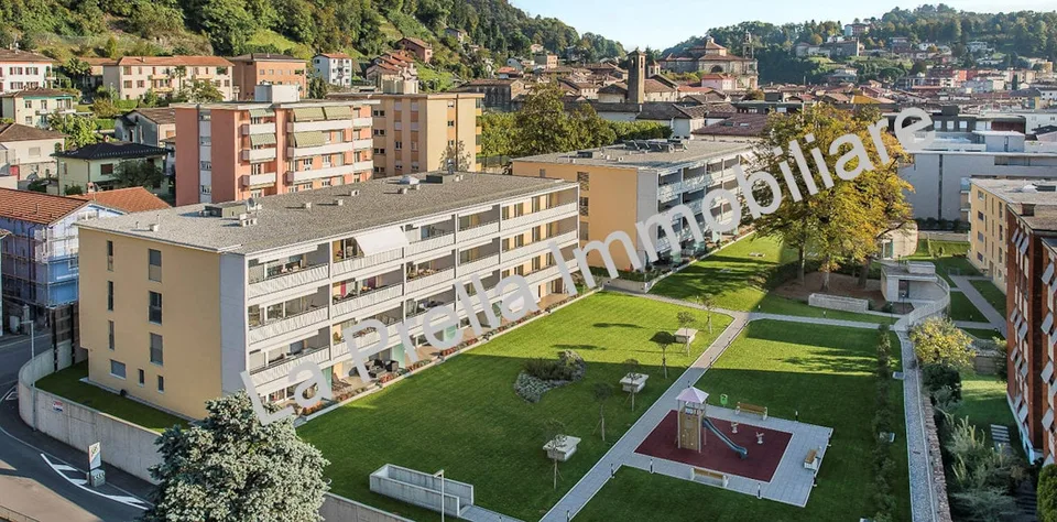 Mendrisio, in bella residenza, moderno appartamento 3.5 locali con spa