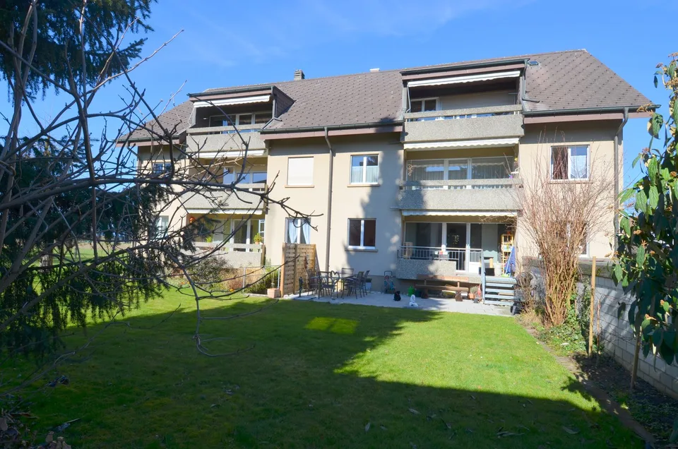 Frisch renovierte 3.5 Zimmer Wohnung an ruhiger und zentraler Lage in Ersigen zu vermieten