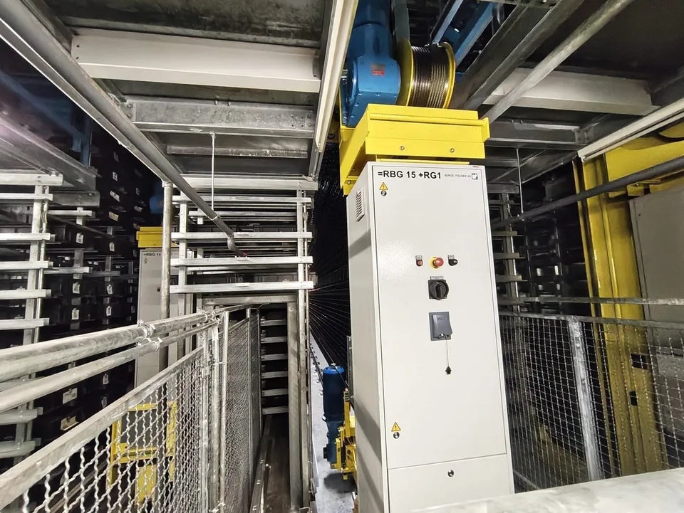Automatisiertes Hochregallager mit Fördertechnik & Ausbaupotenzial – Foto 10 von 14