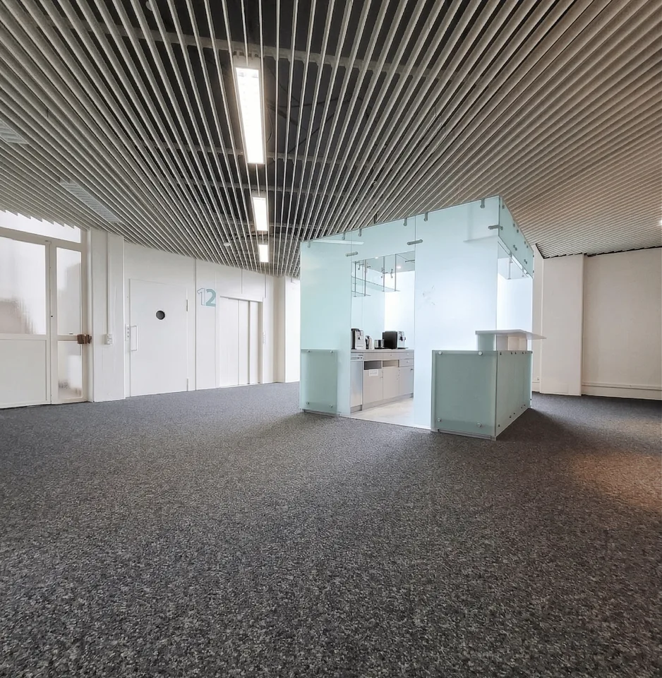 Environnements de travail avec caractère – espaces de bureau dans un environnement urbain
