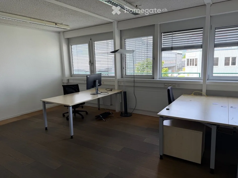 Ufficio luminoso 6.5 locali (330 m²) in affitto a Wangen SZ