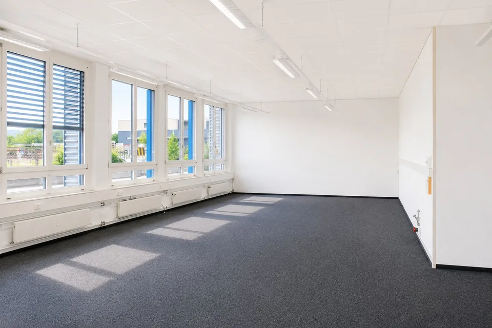 vielseitige Nutzungsmöglichkeiten - ein Gebäude - attraktive Mietkonditionen – Foto 13 von 25