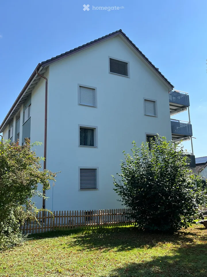 Zentrale gelegene schöne Wohnung in Kleinandelfingen