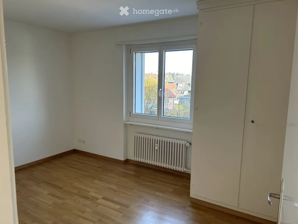 Zentrale gelegene schöne Wohnung in Kleinandelfingen