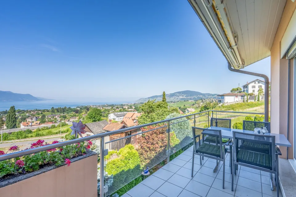 RESERVE - MONTREUX - VILLA A SCHIERA SPaziosa CON VISTA PANORAMICA