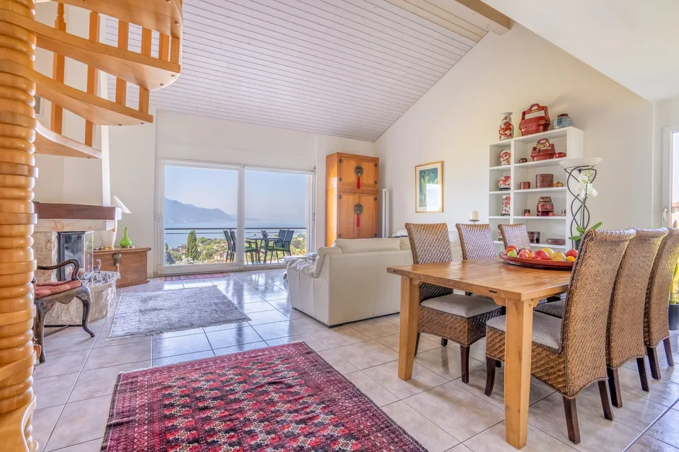 RESERVE - MONTREUX - VILLA A SCHIERA SPaziosa CON VISTA PANORAMICA